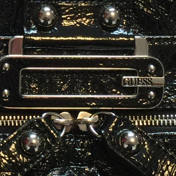 GUESS CROSS BODY NWOT - Picture 3 of 5